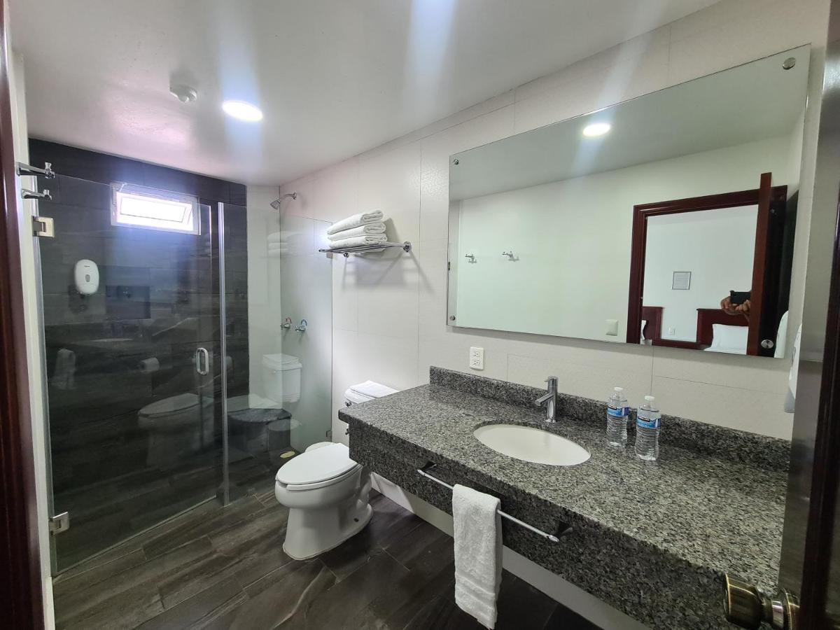 Hotel Fina Inn La Barca Екстериор снимка