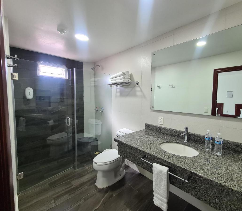 Hotel Fina Inn La Barca Екстериор снимка
