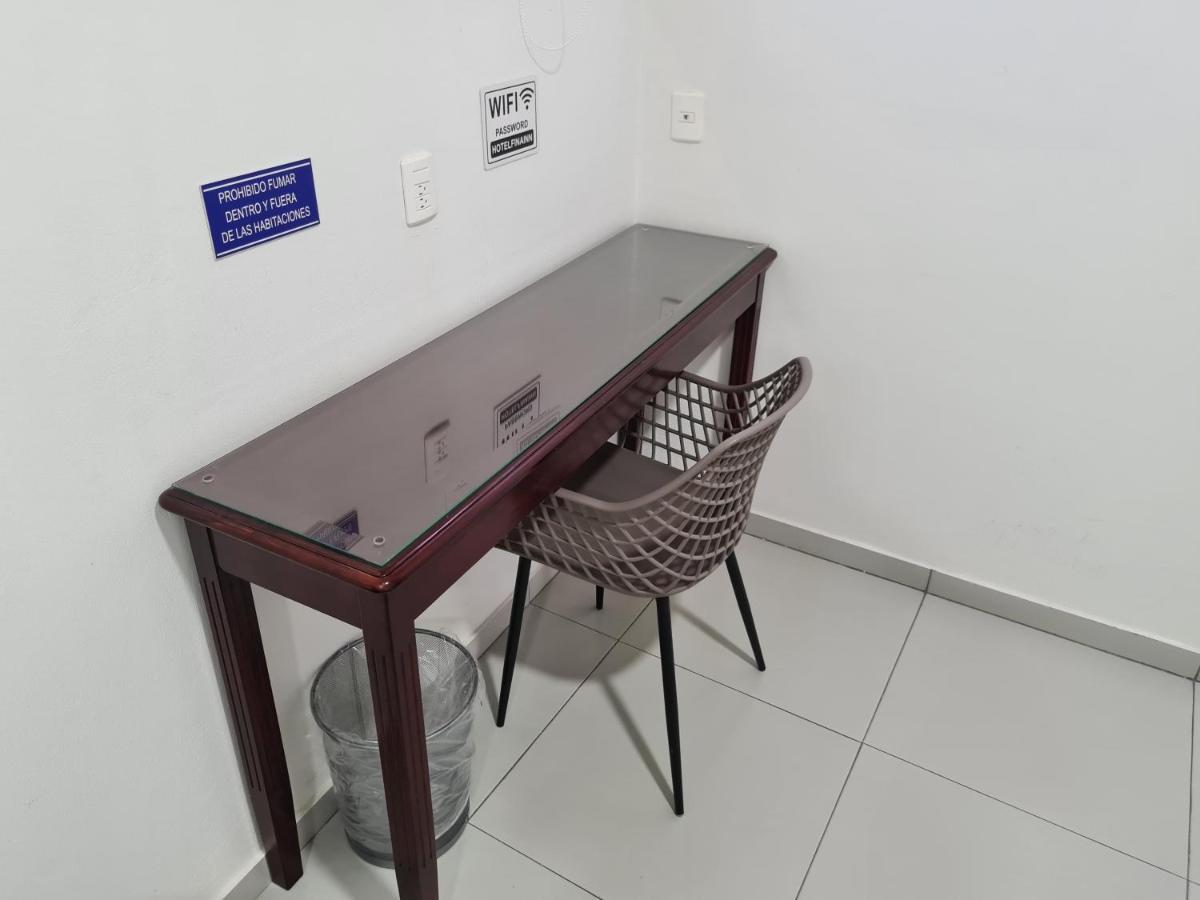 Hotel Fina Inn La Barca Екстериор снимка