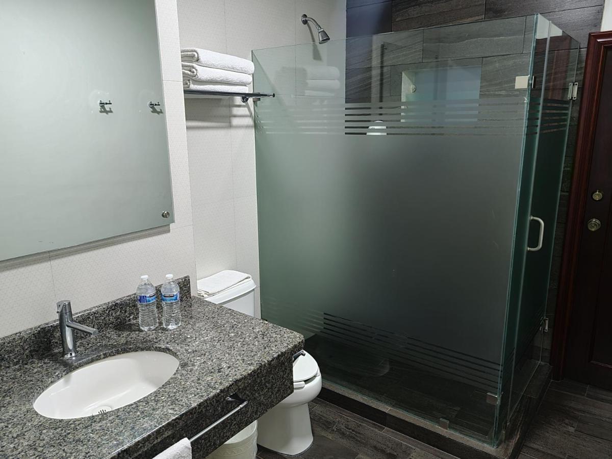 Hotel Fina Inn La Barca Екстериор снимка