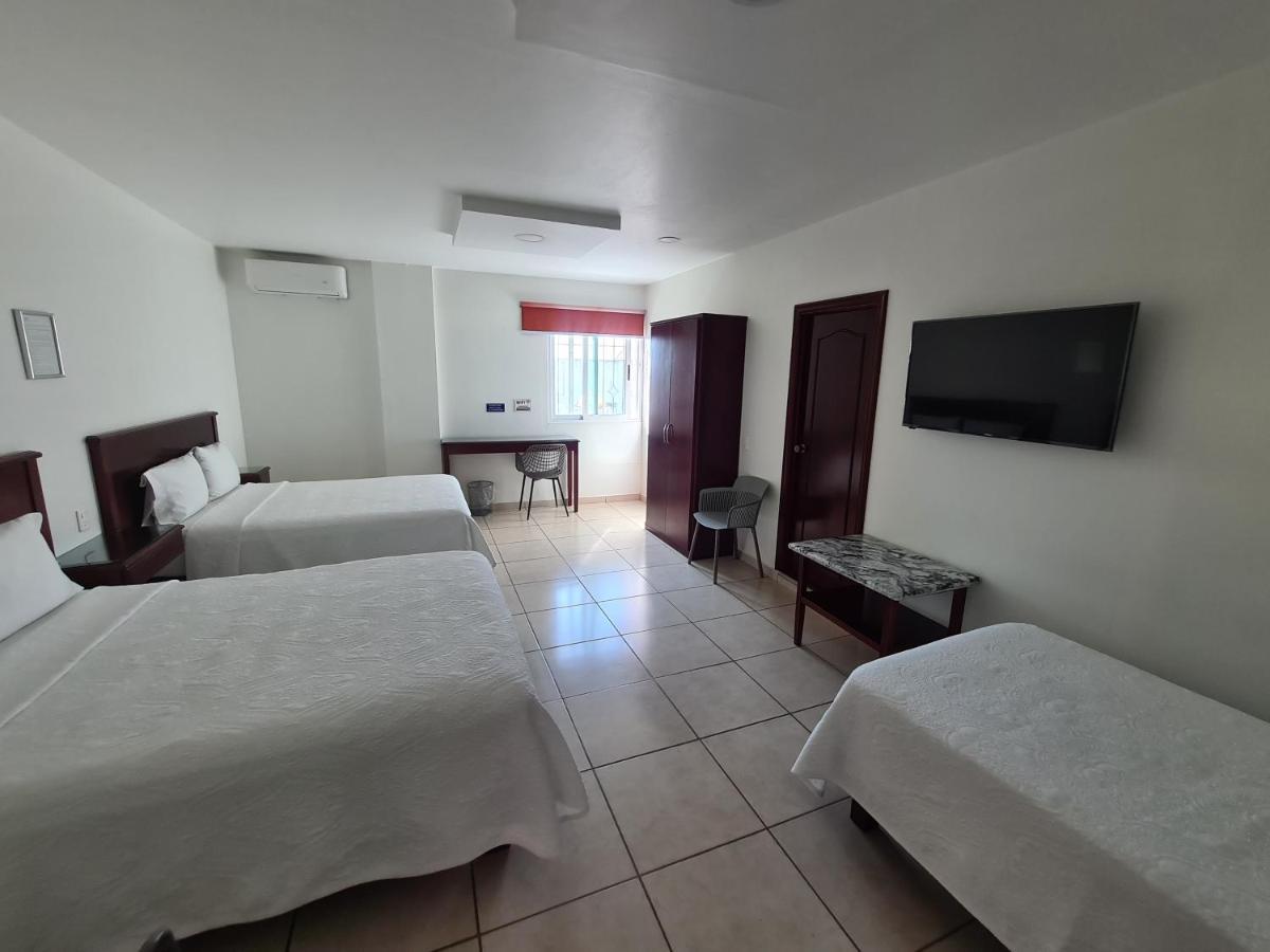Hotel Fina Inn La Barca Екстериор снимка