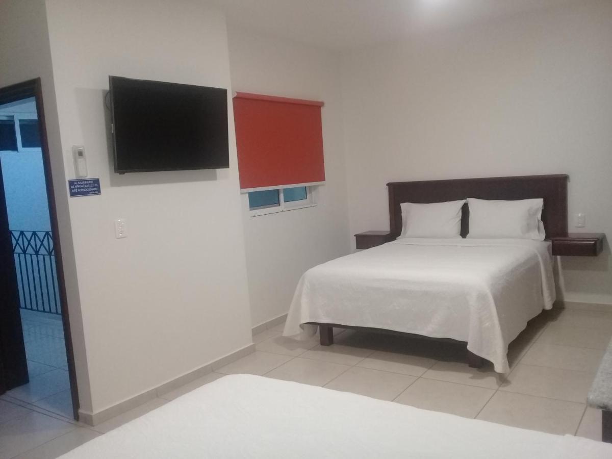 Hotel Fina Inn La Barca Екстериор снимка